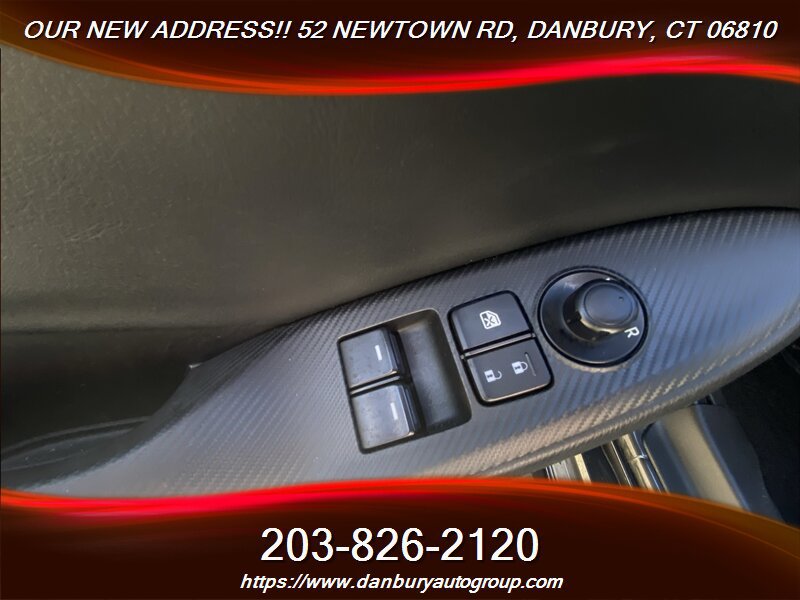Used 2021 MAZDA MX-5 Miata Club RWD image 16