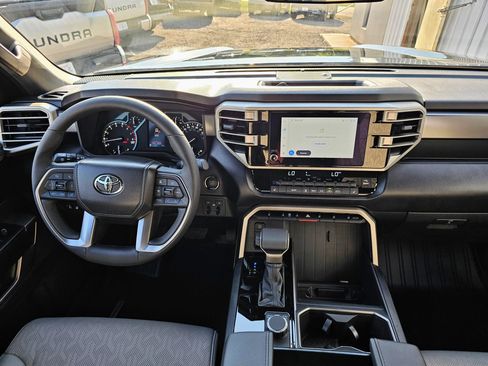 Used 2025 Toyota Tundra SR5 image 12