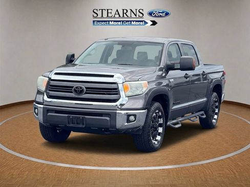Used 2014 Toyota Tundra SR5 w/ SR5 Upgrade Package AWD/4WD image 2