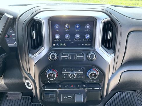 Used 2021 Chevrolet Silverado 1500 RST AWD/4WD image 14