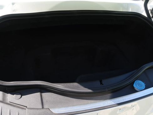 Used 2017 Jaguar F-TYPE Convertible image 15