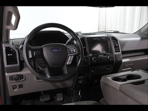Used 2020 Ford F150 XLT w/ Equipment Group 302A Luxury AWD/4WD image 7
