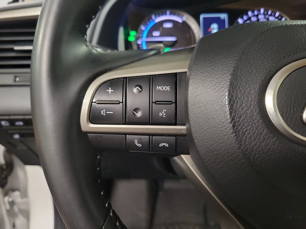 Used 2022 Lexus RX 450h AWD w/ Premium Package image 27
