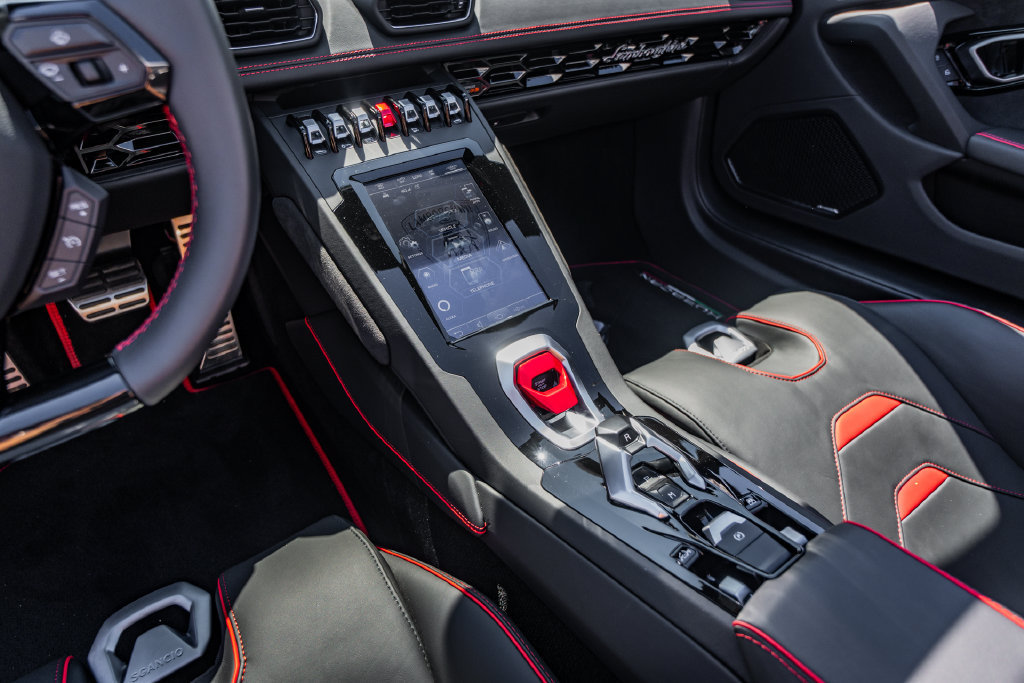 Used 2024 Lamborghini Huracan EVO AWD/4WD image 25