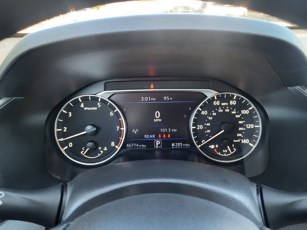 Used 2025 Nissan Altima 2.5 SV AWD/4WD image 18