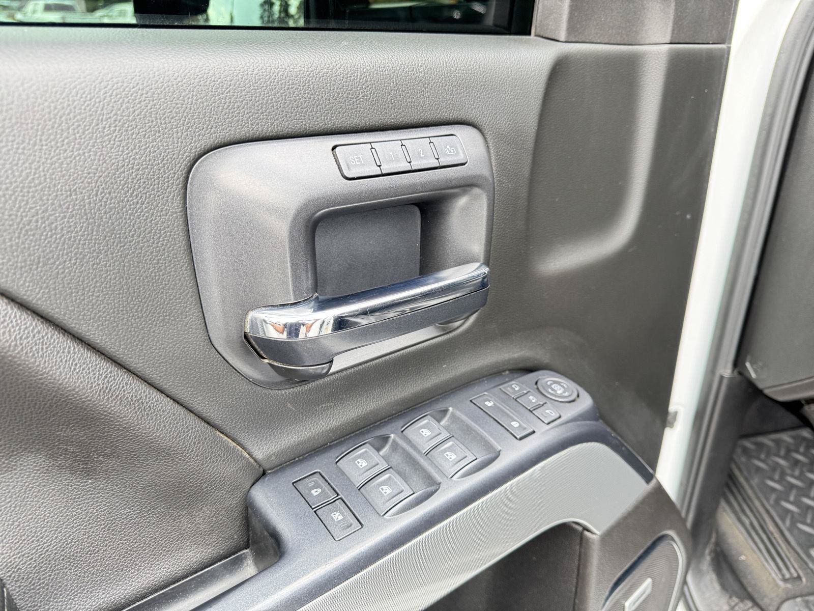 Used 2019 Chevrolet Silverado 2500 LTZ w/ Duramax Plus Package AWD/4WD image 12