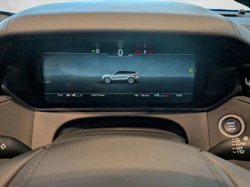 New 2026 Land Rover Range Rover Velar Dynamic SE AWD/4WD image 10
