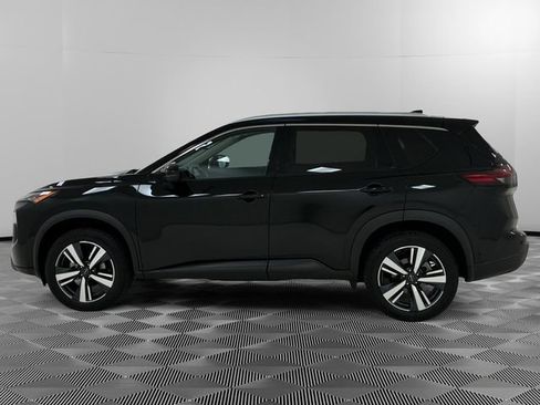 Used 2024 Nissan Rogue SL w/ SL Premium Package AWD/4WD image 2