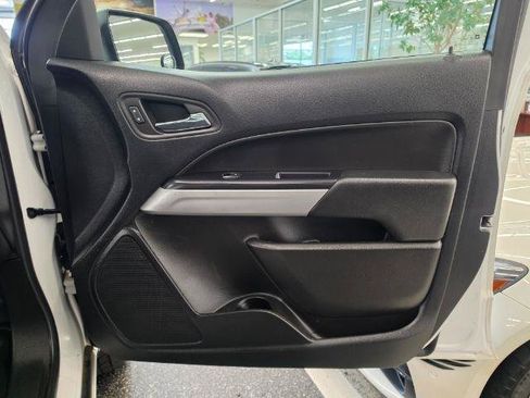 Used 2022 Chevrolet Colorado LT w/ Fleet Safety Package RWD image 30