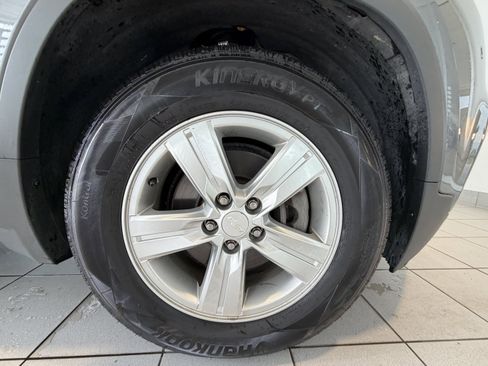 Used 2020 Chevrolet Trax LS w/ Tint and Cruise Package FWD image 9