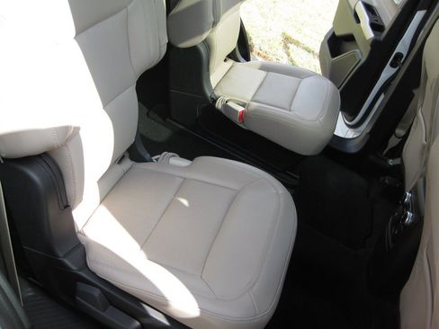 Used 2023 Ford Explorer Limited w/ Equipment Group 301A image 36