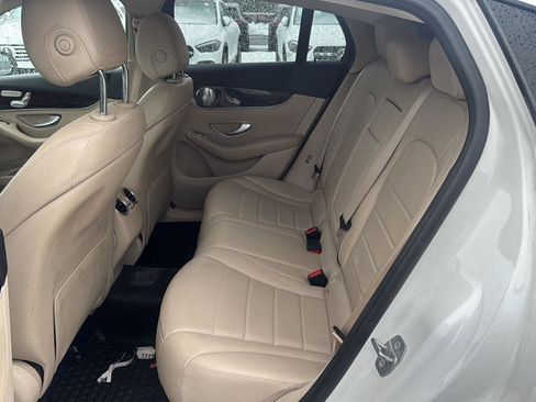 Used 2017 Mercedes-Benz GLC 300 4MATIC Coupe image 6