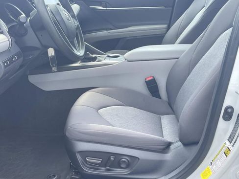 Used 2023 Toyota Camry LE image 16