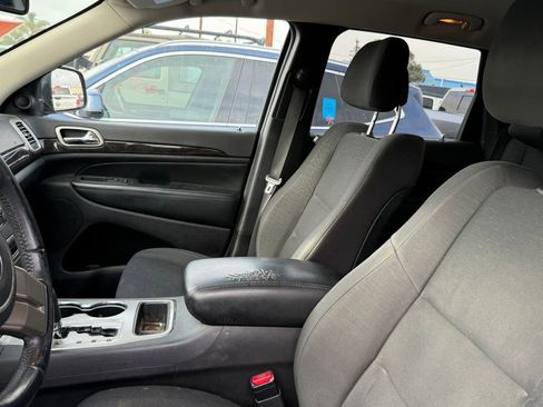 Used 2013 Jeep Grand Cherokee Laredo image 10