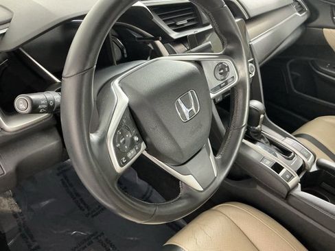 Used 2017 Honda Civic Touring image 39
