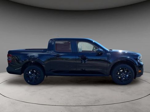 New 2026 Ford Maverick XLT w/ Equipment Group 301A AWD/4WD image 10