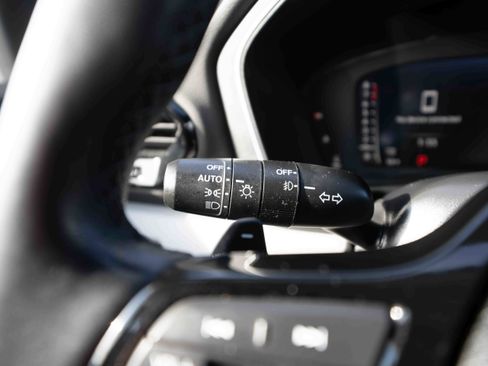 Used 2023 Honda Pilot Elite image 13