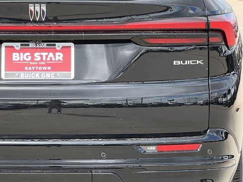 New 2026 Buick Enclave Sport Touring w/ Power Package image 5