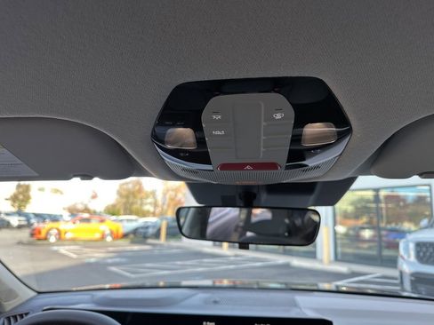 New 2025 Kia K4 LXS image 25