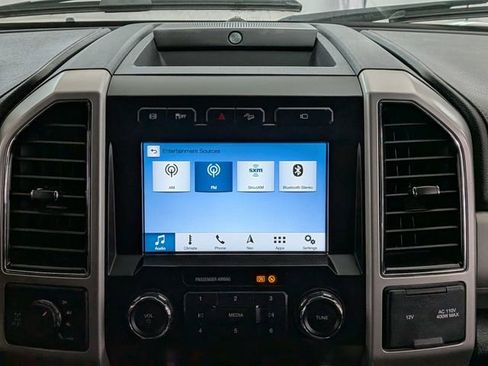 Certified 2019 Ford F250 Lariat w/ Chrome Package image 36