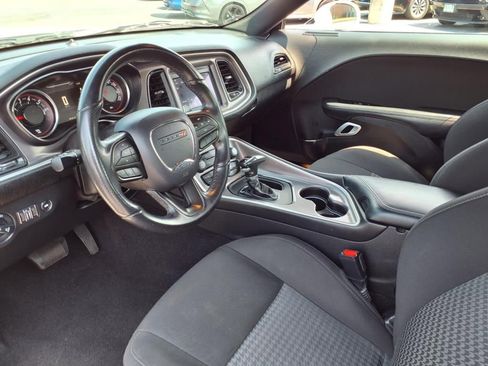 Used 2022 Dodge Challenger GT image 13