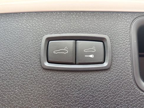 Used 2020 Porsche Macan AWD/4WD image 28