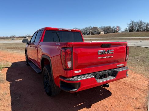 Used 2022 GMC Sierra 1500 Elevation w/ LPO, Elevation Black Package image 9