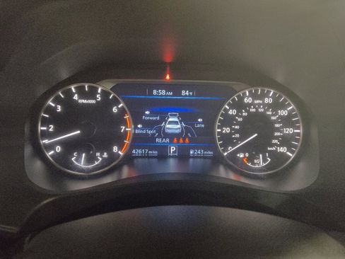 Used 2024 Nissan Altima 2.5 SV FWD image 23