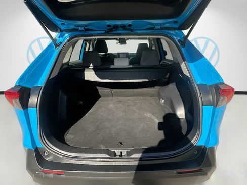 Used 2020 Toyota RAV4 XLE image 26