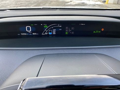 Used 2022 Toyota Prius Prime Limited image 19