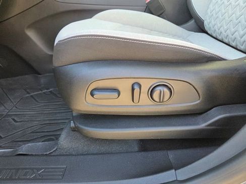 Certified 2024 Chevrolet Equinox LS w/ LS Convenience Package image 27