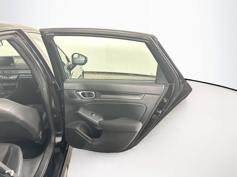 Used 2025 Honda Civic Sport image 29