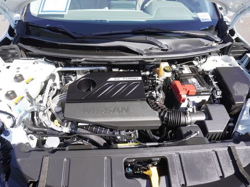 Certified 2023 Nissan Rogue SV FWD image 7