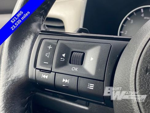 Used 2021 Nissan Rogue SV AWD/4WD image 33