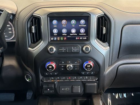 Used 2021 GMC Sierra 1500 Denali AWD/4WD image 25