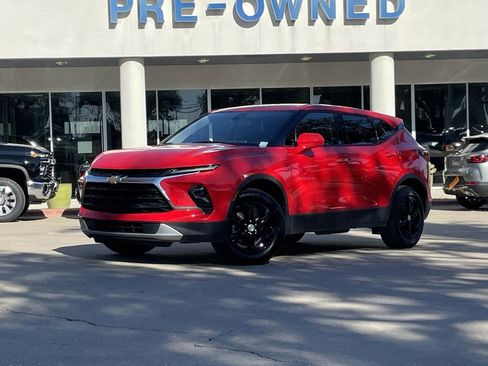 Used 2024 Chevrolet Blazer LT image 1