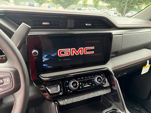 New 2026 GMC Sierra 2500 AT4 w/ AT4 Premium Plus Package AWD/4WD image 23