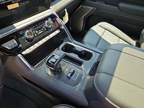 New 2026 GMC Sierra 1500 Denali w/ Denali Reserve Package image 20