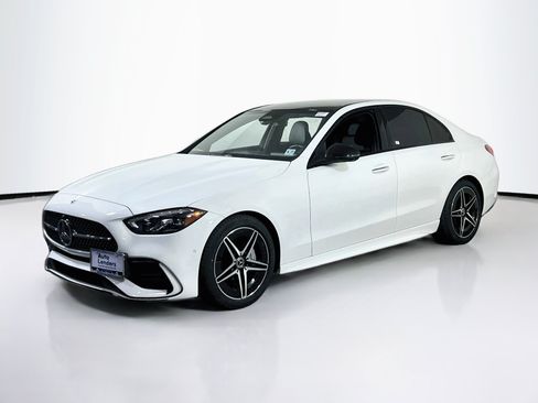 Used 2022 Mercedes-Benz C 300 4MATIC Sedan image 1