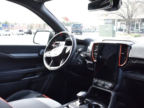 Used 2025 Ford Ranger Raptor image 31