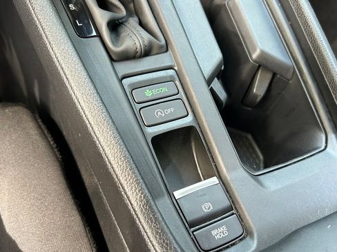 Used 2025 Honda Accord LX image 25