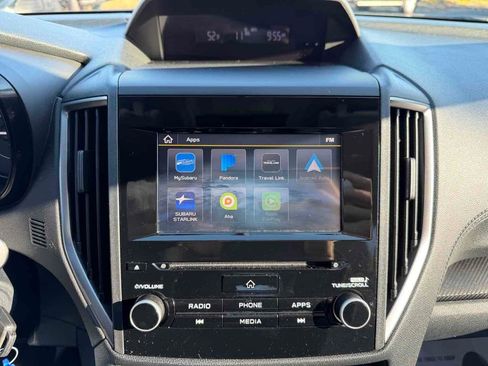 Used 2021 Subaru Impreza 2.0i Premium image 27