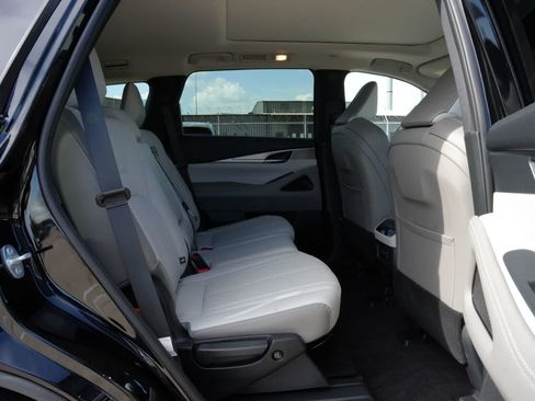 Certified 2027 INFINITI QX60 Pure w/ Cargo Package FWD image 21