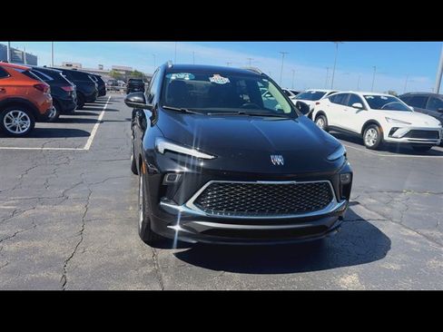 Certified 2024 Buick Encore GX Avenir w/ Avenir Convenience Package FWD image 3