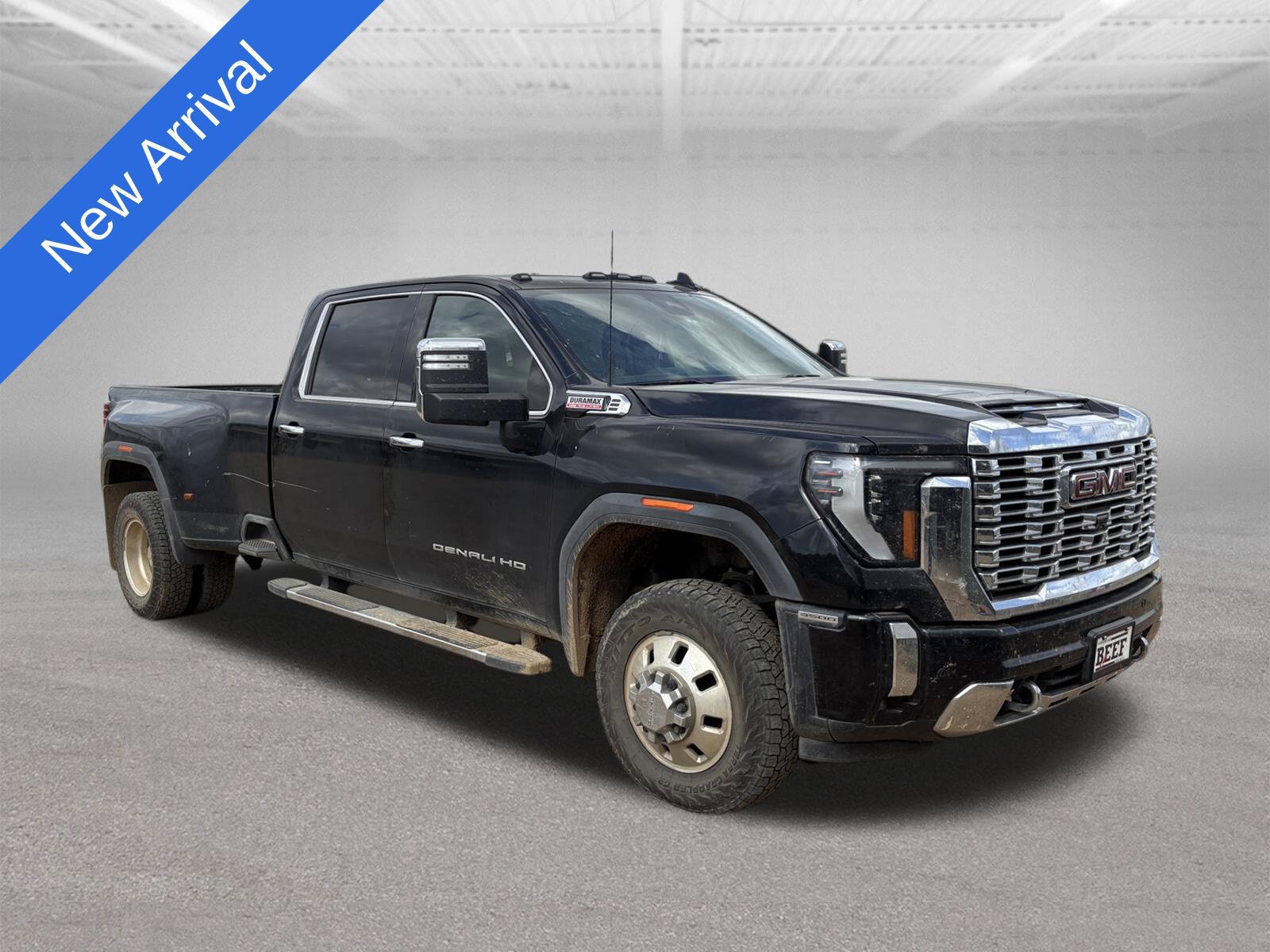 Used 2024 GMC Sierra 3500 Denali w/ Denali Reserve Package AWD/4WD image 1