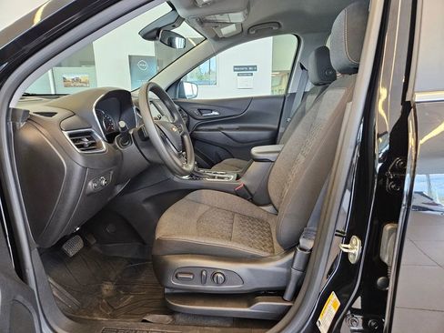Used 2023 Chevrolet Equinox LT w/ LPO, Floor Liner Package AWD/4WD image 13