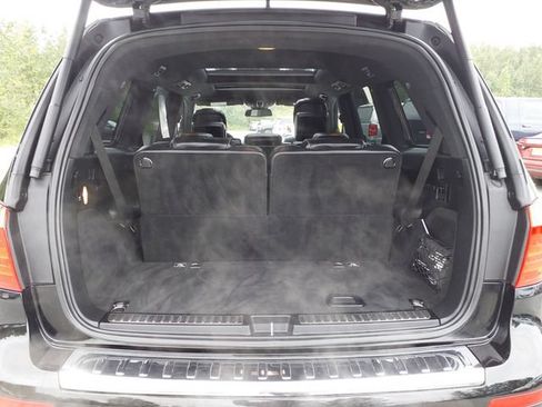 Used 2016 Mercedes-Benz GL 550 4MATIC image 23