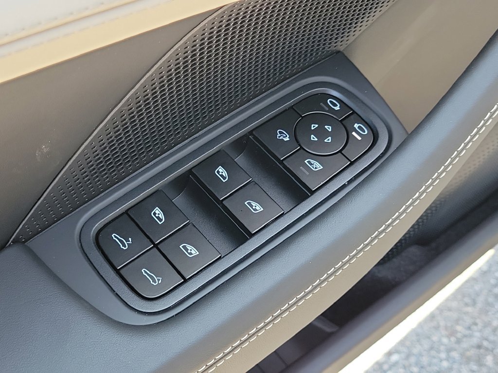 New 2026 Porsche Panamera 4 AWD/4WD image 26