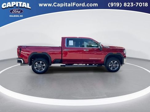 Used 2025 GMC Sierra 2500 SLT w/ SLT Premium Package AWD/4WD image 9