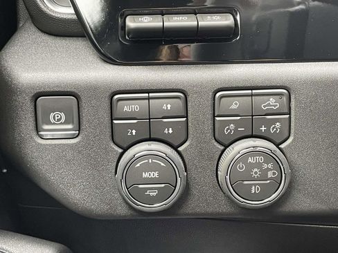 Used 2026 Chevrolet Silverado 1500 LTZ w/ LTZ Premium Package image 19